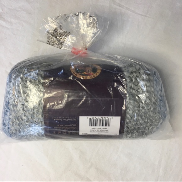NWT Lion Brand Homespun Yarn Beachside Stripes 225 - Picture 3 of 5
